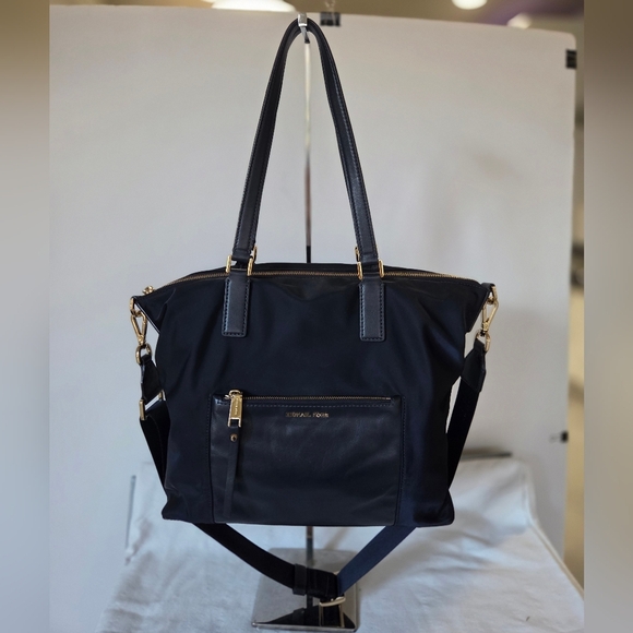 Michael Kors Black Tote Gold Hardware - Picture 1 of 7